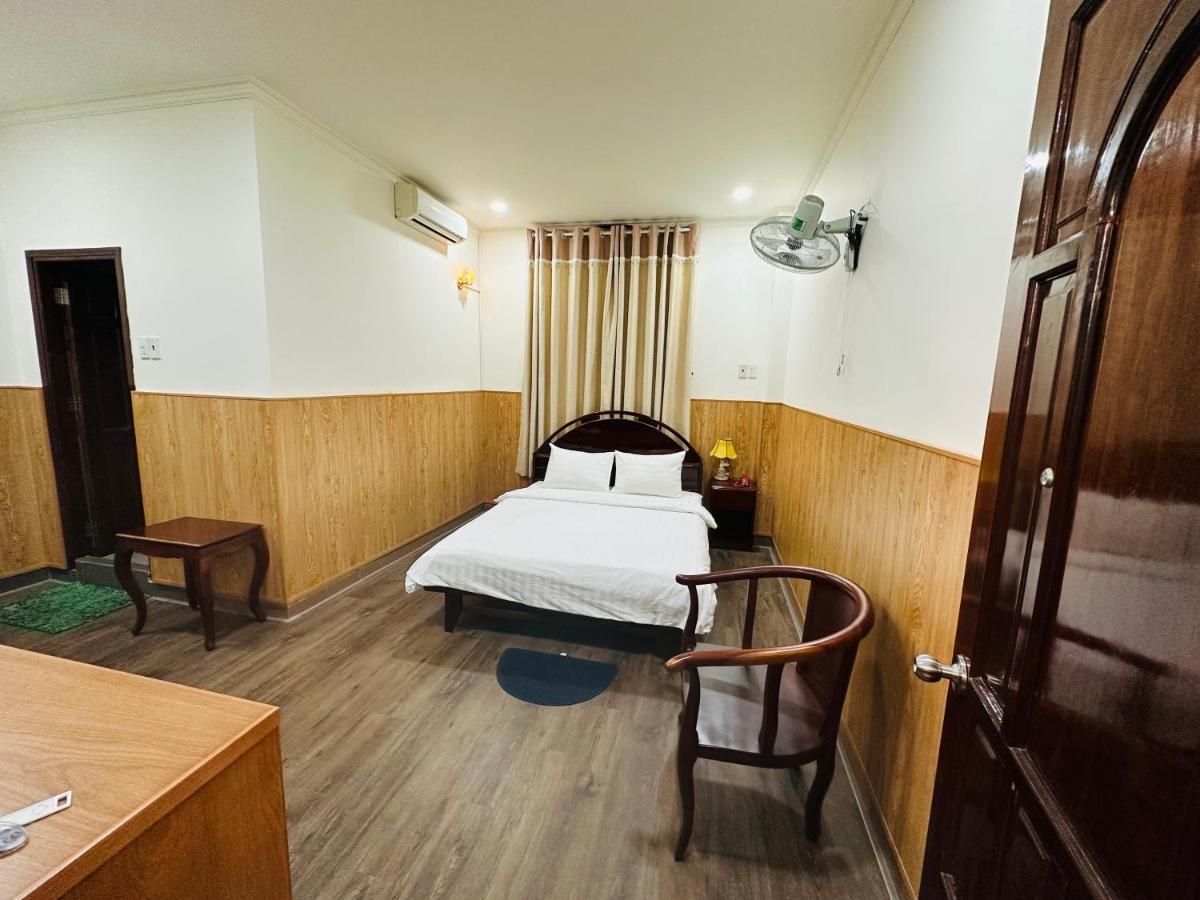 Hotel Khach San Mekong Star Vĩnh Long Exterior foto